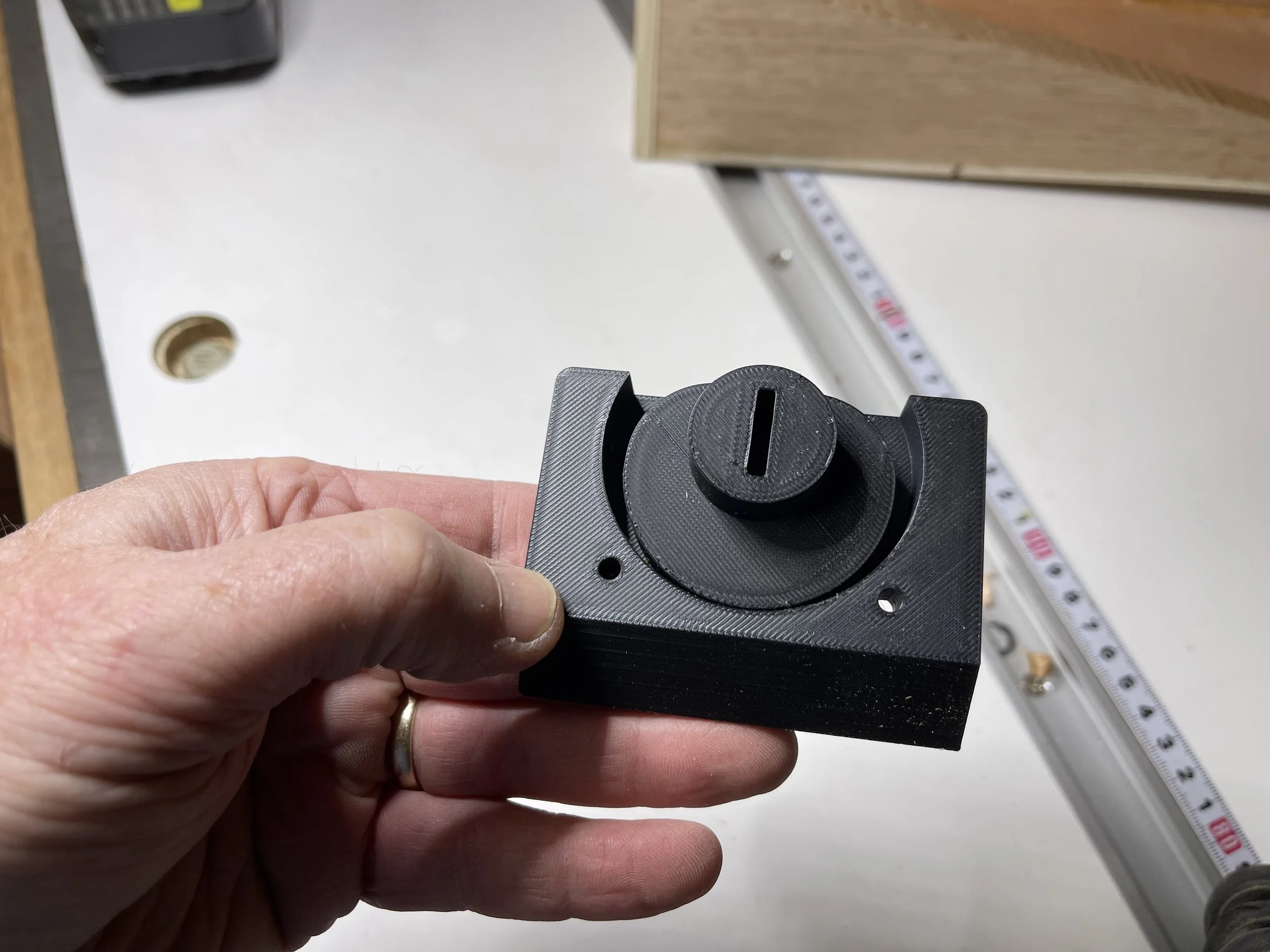 French Cleat Lock